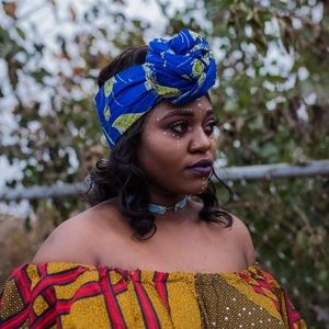 Meet your Posher, Bora